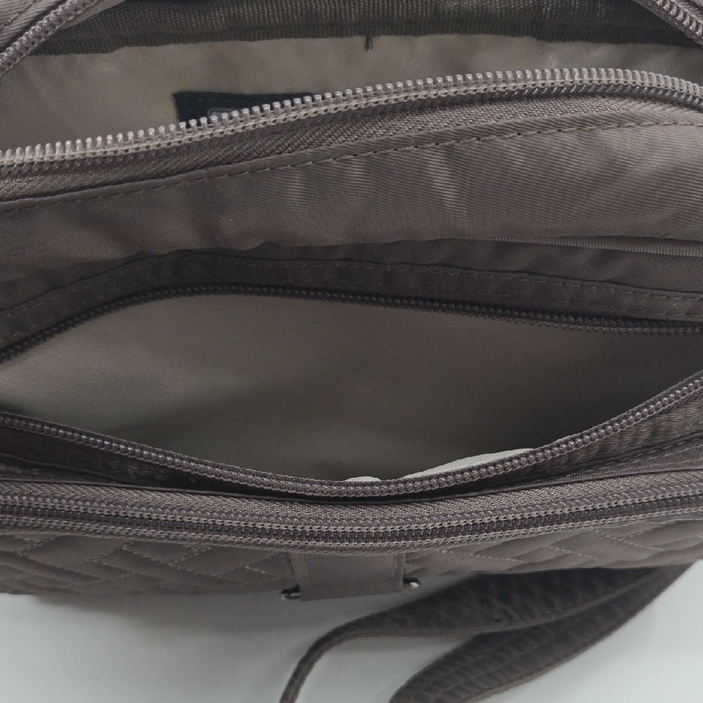 Lug Carousel Quilted Messenger Bag in Walnut NWT - Picture 13 of 16